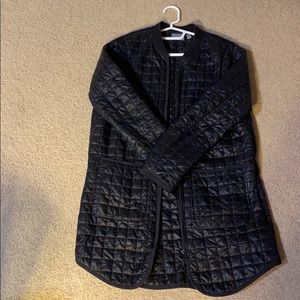 Athletes light weight quilted jacket.
